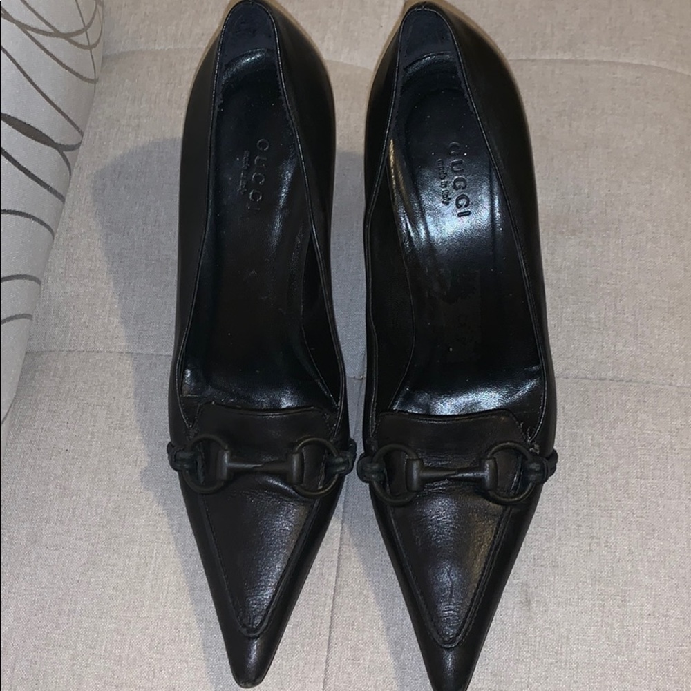 Gucci black pointy shoes